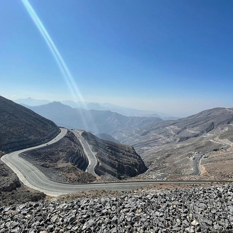 Dubai-Mountains